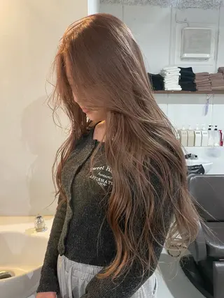 ロング カラー 田代 さつきのヘアスタイル