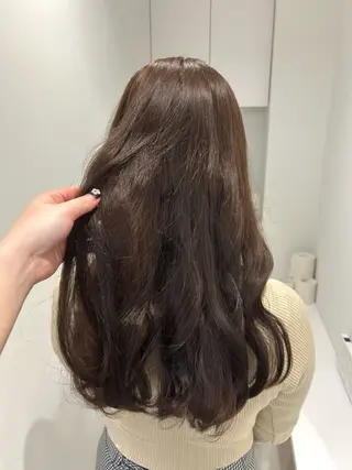 ロング ハルカ 透明感カラー 美髪縮毛矯正🥣のヘアスタイル
