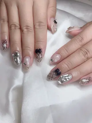 ネイル emilia nailのネイルデザイン