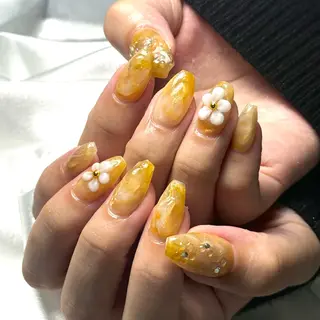 ネイル ルシイ🎀新宿長さ 出しパーツ専門店のネイルデザイン
