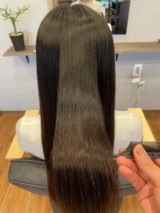 ロング カラー 鵜飼 真伍のヘアスタイル