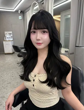 ロング 家村 茉由のヘアスタイル