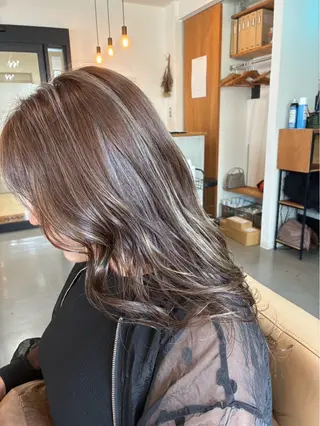 ロング 阪神西宮★JUNO 川﨑温子のヘアスタイル