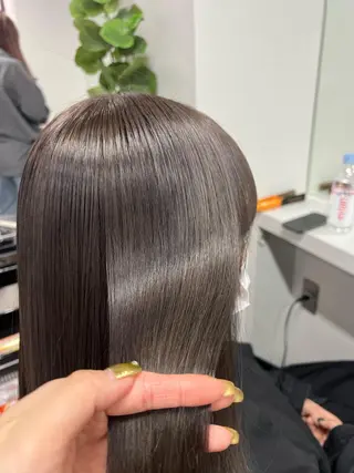 セミロング カラー ハイトーン&髪質改善 &韓国エクステ🤎のヘアスタイル