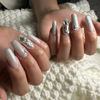 ネイル 新山 聖のネイルデザイン