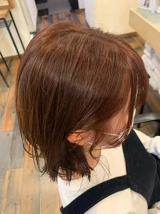 ミディアム カラー 梶原 真帆のヘアスタイル