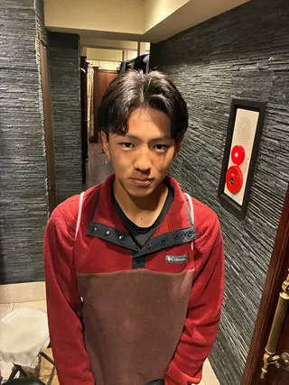 ショート メンズ ワガ カズマのヘアスタイル