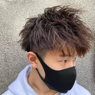 ショート パーマ メンズ 赤み消し🌿 透明感カラー🫧のヘアスタイル