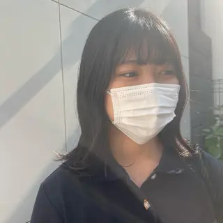 ミディアム カラー ヘアアレンジ 高井瑠華🌼 ストカールカット特化のヘアスタイル