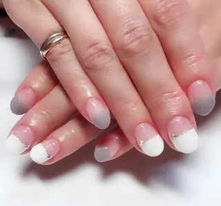 ネイル ネイルサロンエクラ 🫧Shizukaのネイルデザイン