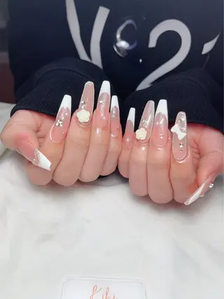 ネイル 💕鈴木ユリ パラジェル/オフ無料のネイルデザイン