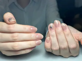 ネイル Eveネイル チップスカルプ専門店のネイルデザイン