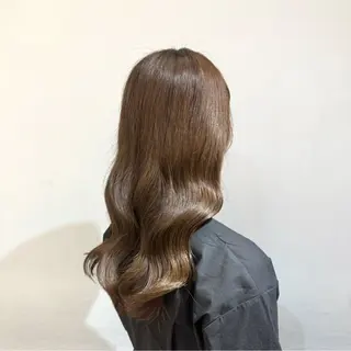 セミロング カラー 【韓国艶カラー🎀】 添田 菜摘のヘアスタイル