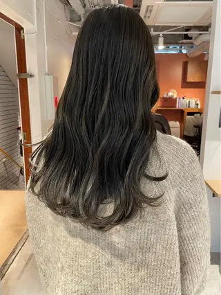 ロング カラー 🩰オリーブ/ ベージュ松本咲花🩰のヘアスタイル