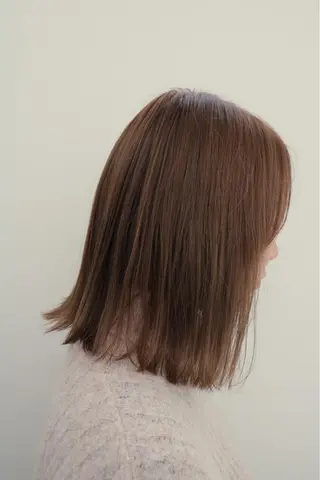 セミロング カラー soins de MaLilyのヘアスタイル