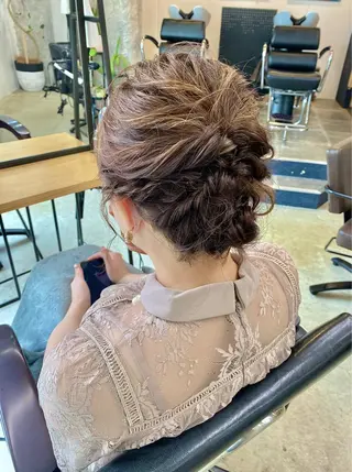 ミディアム ヘアアレンジ 暖色カラー/天神/ ヘイマサクラのヘアスタイル