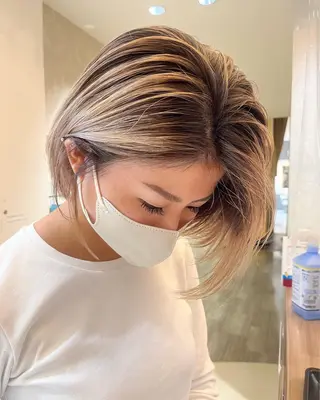 ミディアム カラー 駅チカ【ali'i】 アリイ花崎友美☘のヘアスタイル