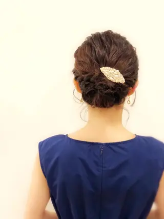 ミディアム ヘアアレンジ 菊池 栄里奈のヘアスタイル