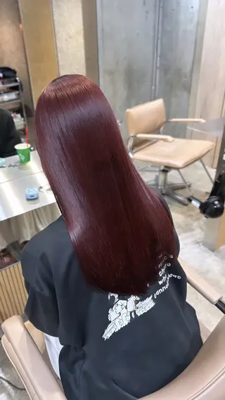ロング ヘーゼルブラウン ゆりのヘアスタイル