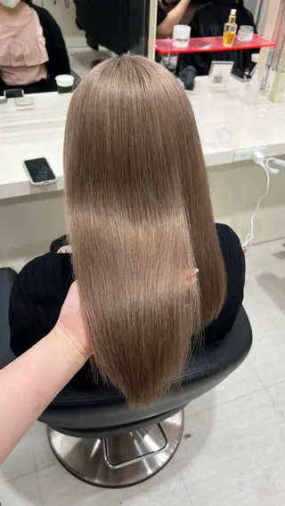 ロング カラー ヘアアレンジ 韓国レイヤー＆ピンク 艶髪🩶maikoのヘアスタイル