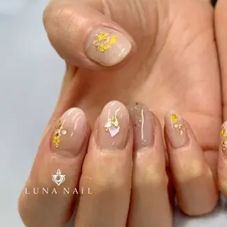 ネイル アトリエ　ミモザ所属・いまむら あかりのネイルデザイン