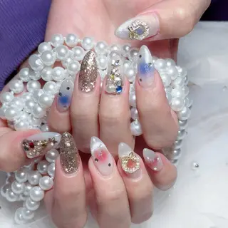 ネイル Maggie Nail🦩のネイルデザイン