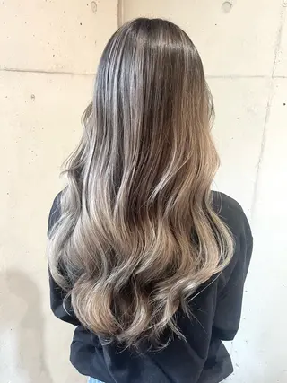 ロング カラー 田中 希佳のヘアスタイル