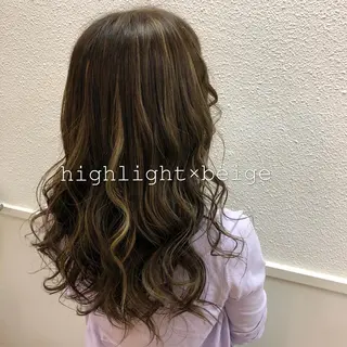 セミロング カラー MIKU🌿 ネイル&まつげパーマのマツエク・マツパデザイン