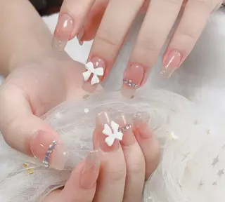 ネイル VIVIAN リサのネイルデザイン