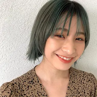 ショート カラー ノグチ ナツコのヘアスタイル