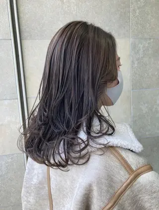 セミロング カラー 田中 あかねのヘアスタイル