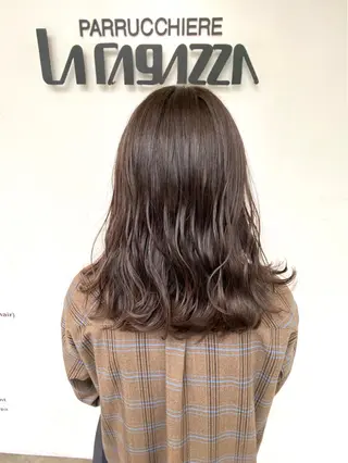 セミロング カラー 東條 克義のヘアスタイル