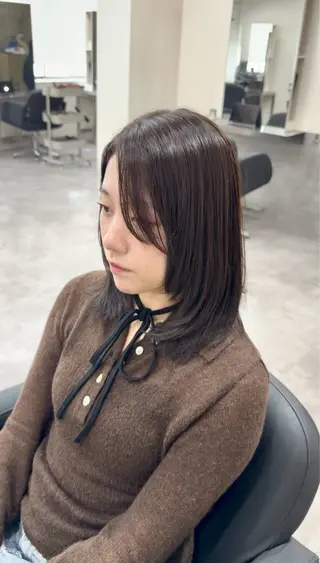 ミディアム 🫧とぅるん艶髪🫧 透明感カラー×猿渡のヘアスタイル