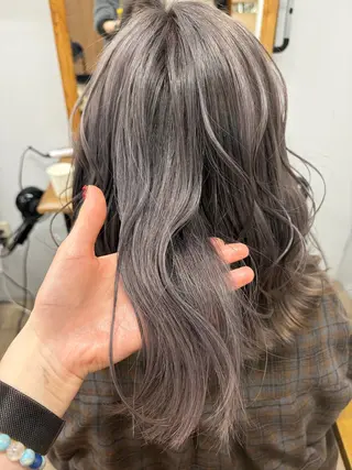 カラー 小谷野 七海🐬のヘアスタイル