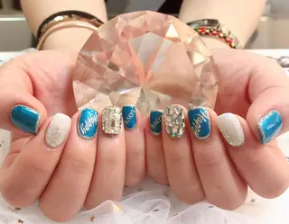 カラー ネイル Q Free nailsのネイルデザイン