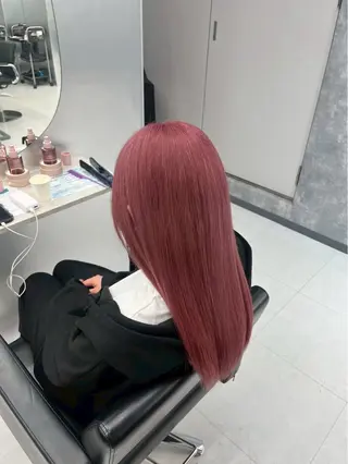 ロング カラー 🌈推し活ハイトーン 💫荒川結星のヘアスタイル