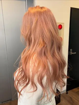 ロング なんば、心斎橋🍓 ハイトーンnicoのヘアスタイル