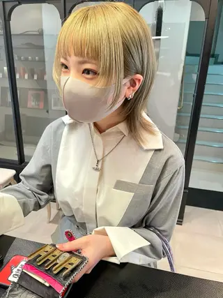 ミディアム 中澤 美緒のヘアスタイル