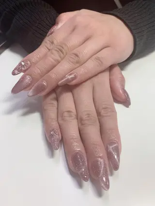 ネイル 韓 玲のネイルデザイン