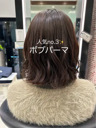 ミディアム パーマ 韓国っぽ透け感カラー マンツーマン🫧なおのヘアスタイル
