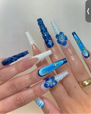 ネイル Mika Nails 心斎橋のネイルデザイン