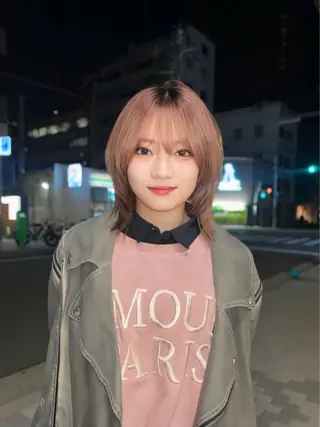 ミディアム ハイトーンカラー/ ケアブリーチのヘアスタイル