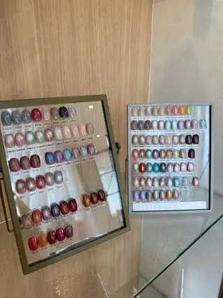 ネイル S. Ishiuchiのネイルデザイン