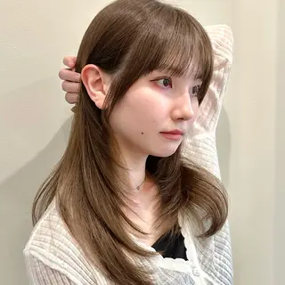 セミロング 🌹ハッシュカット、 レイヤー韓国ヘア🌹のヘアスタイル