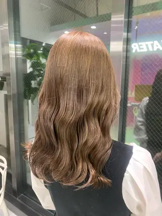 セミロング カラー 🎨ブリーチ職人 店長Takaya🎨のヘアスタイル