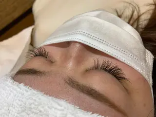 マツエク・マツパ 南 真理奈の眉毛・アイブロウイメージ