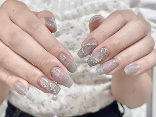 ネイル Rainrain💧 パーツ豊富、やり放題のネイルデザイン