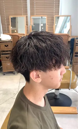 ショート パーマ メンズ 森川 力のヘアスタイル