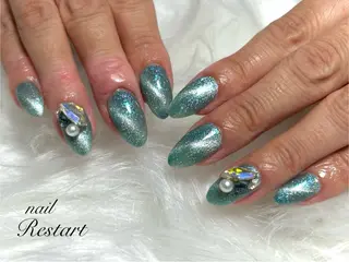 セミロング Restart YURIのネイルデザイン