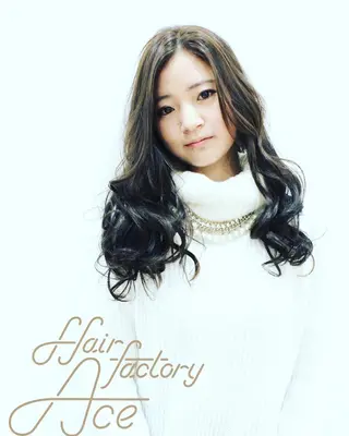 セミロング 所渉/韓国レイヤー /ウルフカットのヘアスタイル